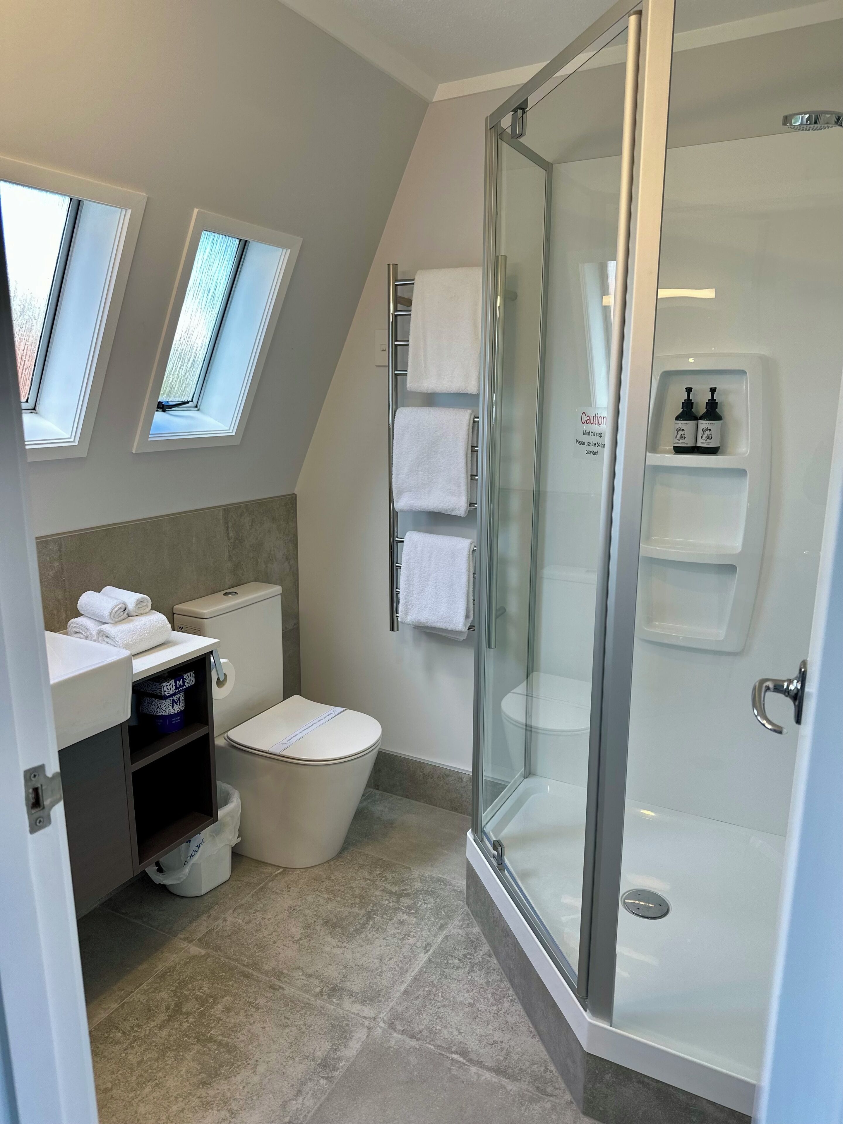 Studio | Bathroom | Eco-friendly toiletries, hair dryer, towels