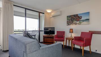 Premium Studio with Balcony | Living area