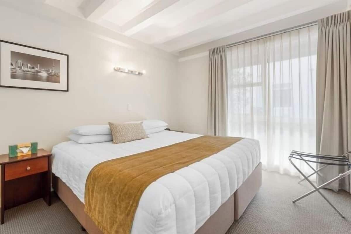Laptop workspace, iron/ironing board, cots/infant beds, free WiFi