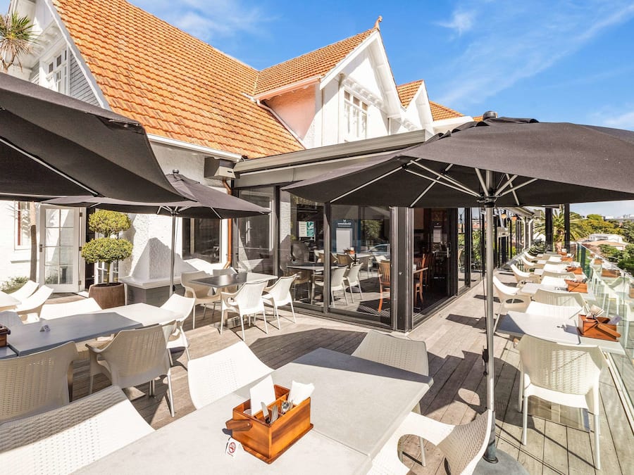 Frühstück und Abendessen