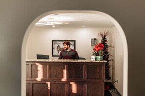 Reception - Aurora Inn (Kingston)