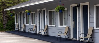 Aurora Inn
