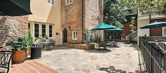French Market Inn