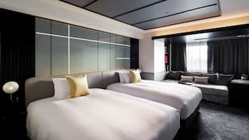 Suite, Non Smoking (Cross Floor) | 1 bedroom, in-room safe, desk, blackout curtains