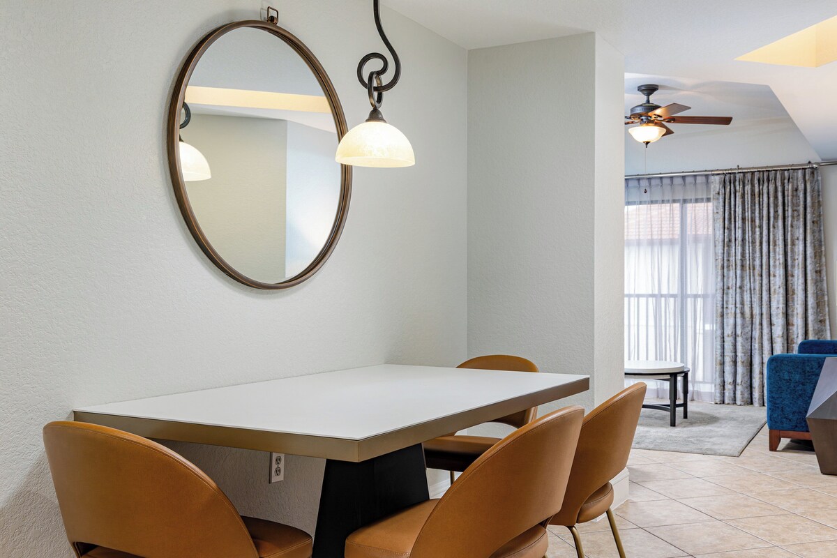 In-room safe, laptop workspace, blackout curtains, iron/ironing board