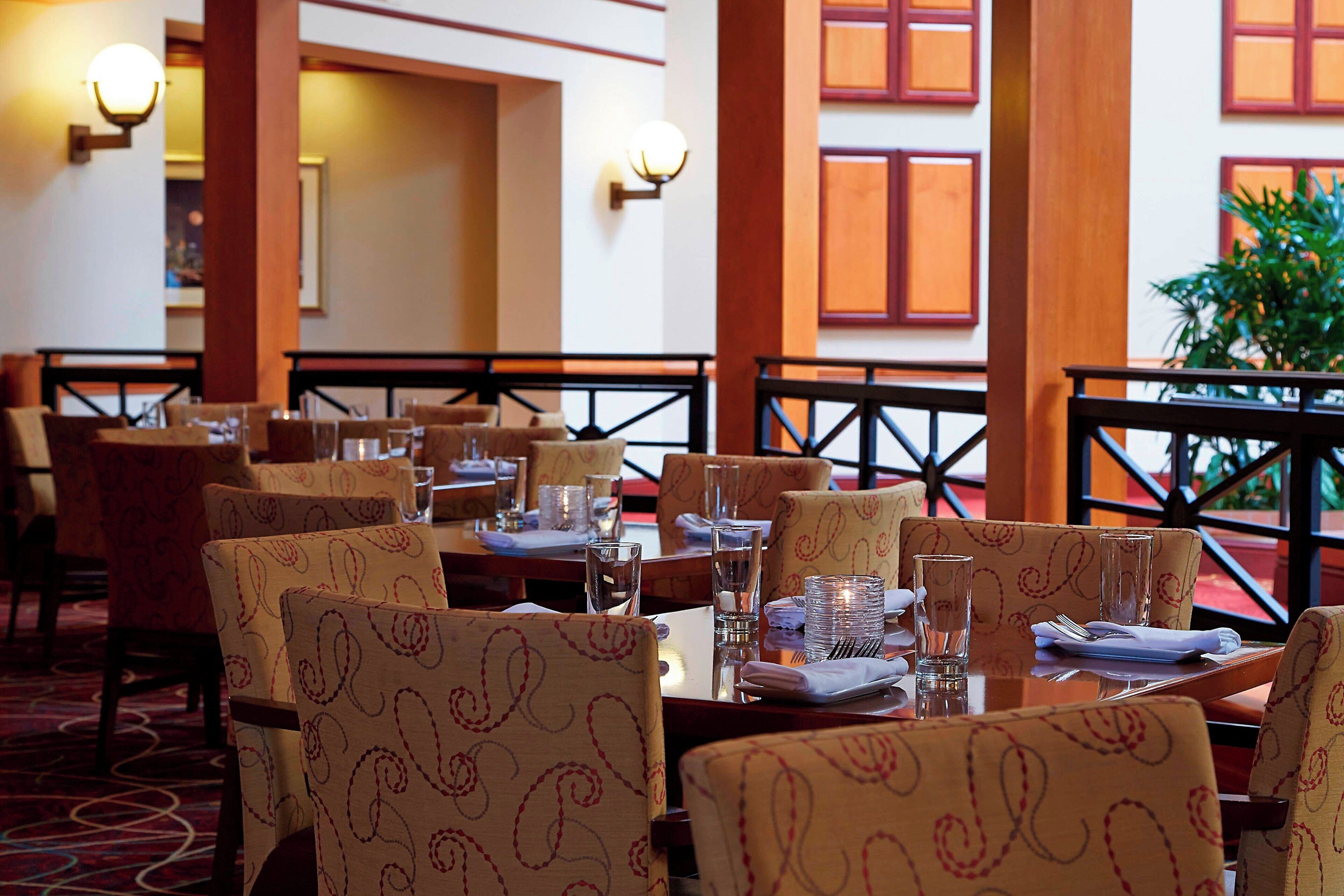 breakfast, lunch, dinner served; american cuisine