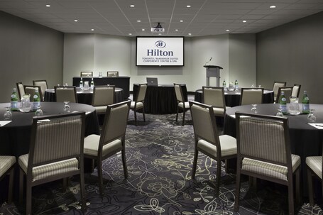 Hilton Toronto Markham Suites Conference Centre Spa - Image 29