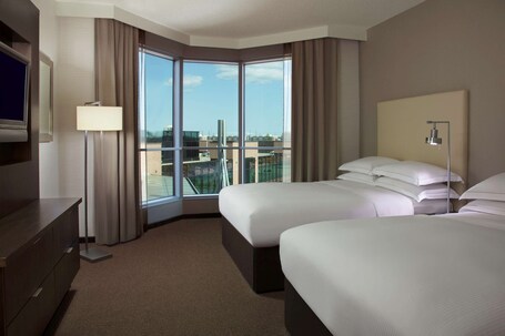 Hilton Toronto Markham Suites Conference Centre Spa - Image 12