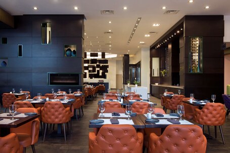 Hilton Toronto Markham Suites Conference Centre Spa - Image 77