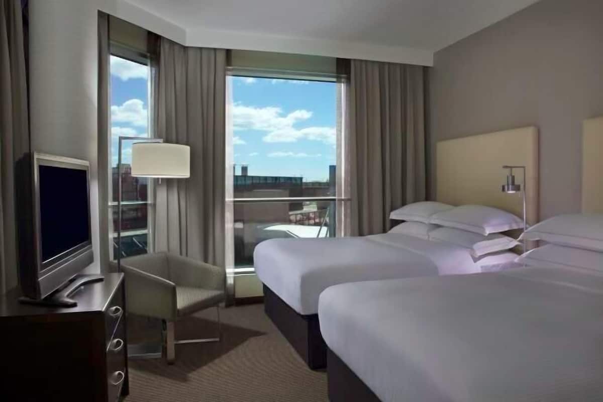 1 bedroom, hypo-allergenic bedding, in-room safe, desk