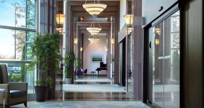 Hilton Toronto/Markham Suites Conference Centre & Spa