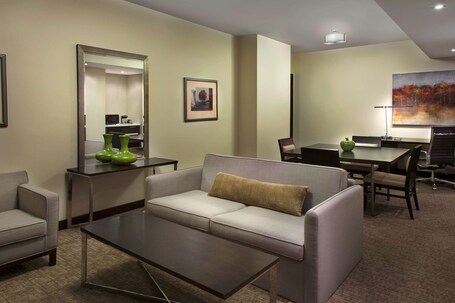 Hilton Toronto Markham Suites Conference Centre Spa - Image 60