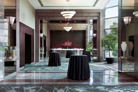 Hilton Toronto Markham Suites Conference Centre Spa - Image 89