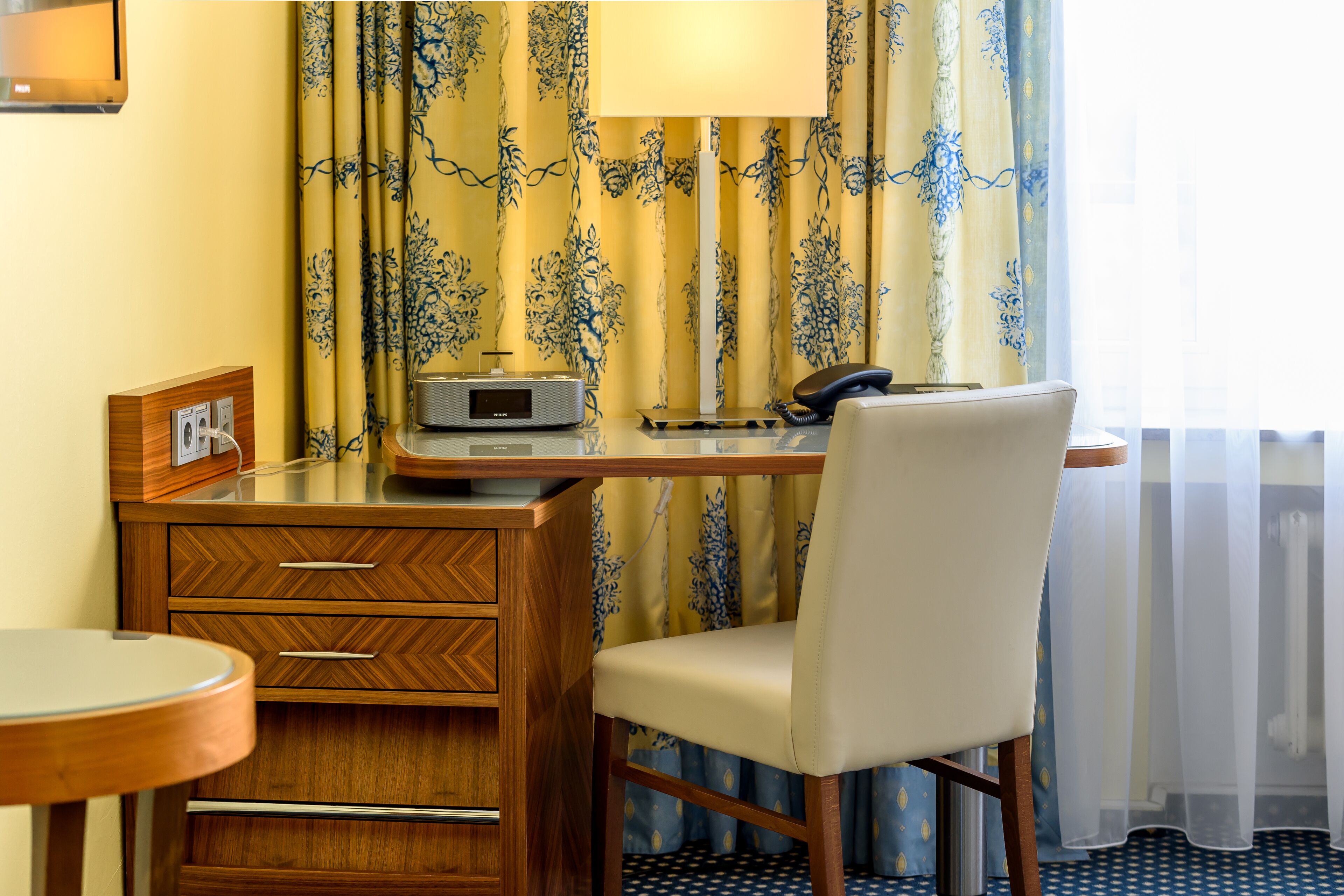 1 bedroom, premium bedding, in-room safe, desk