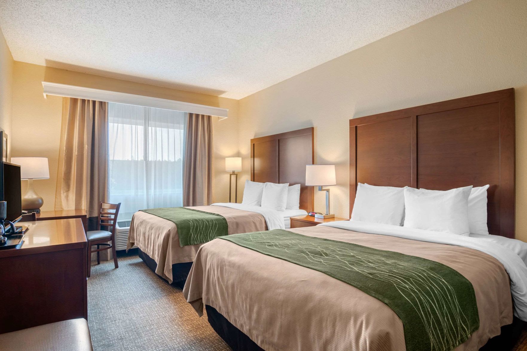 In-room safe, desk, soundproofing, iron/ironing board