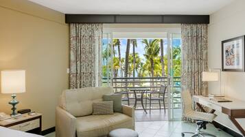 Premium bedding, in-room safe, laptop workspace, soundproofing