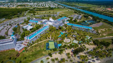 Hilton Ponce Golf Casino Resort - Image 17