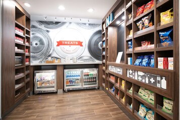 Snack bar