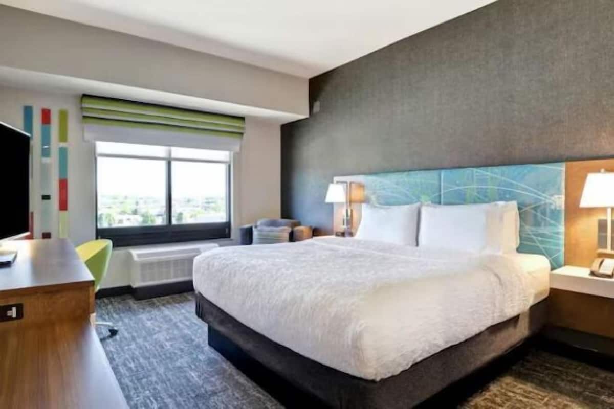 In-room safe, desk, iron/ironing board, free cots/infant beds