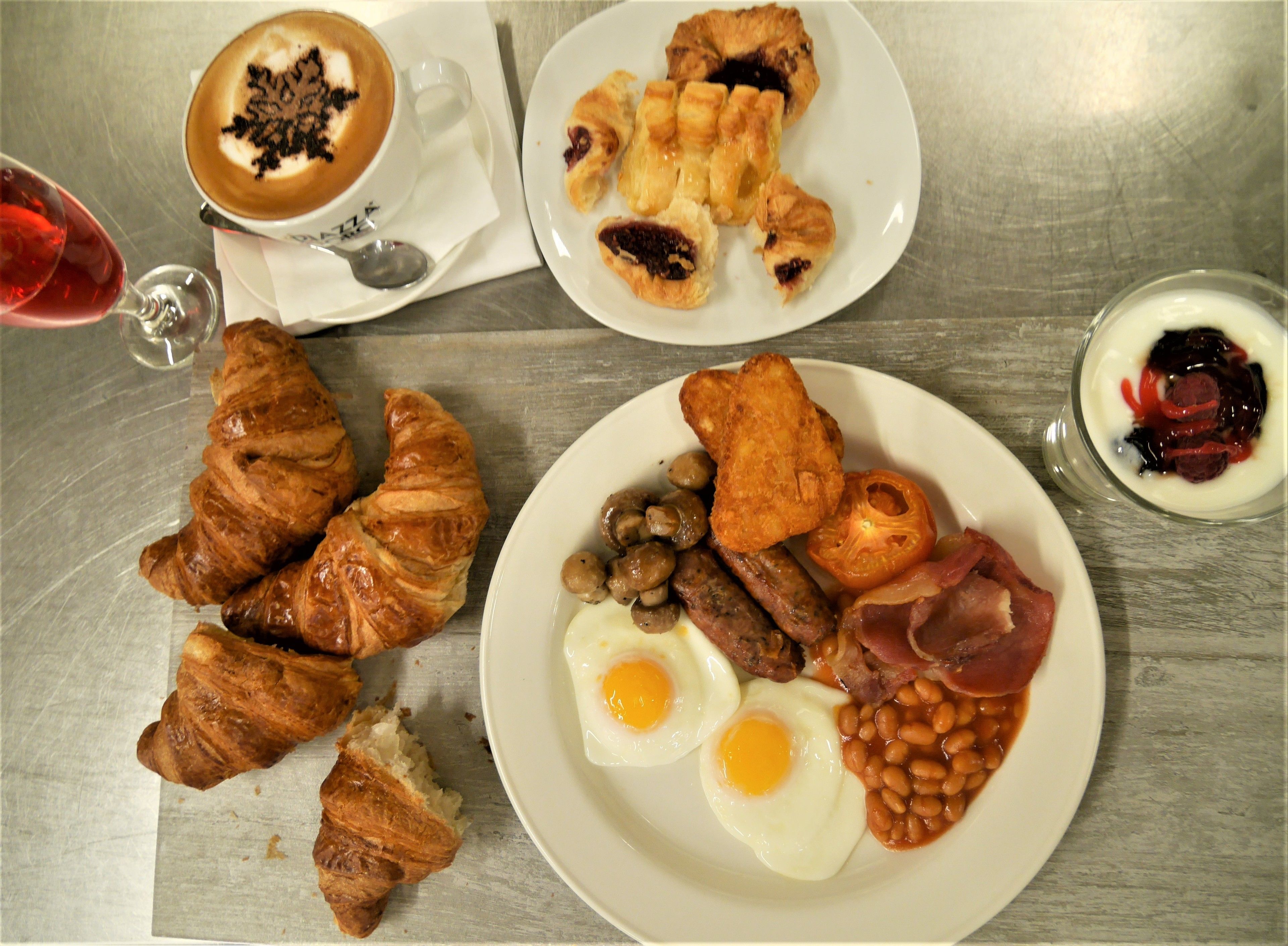daily english breakfast (gbp 16.45 per person)