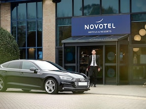 Exterior - Novotel London Stansted Airport (Stansted)