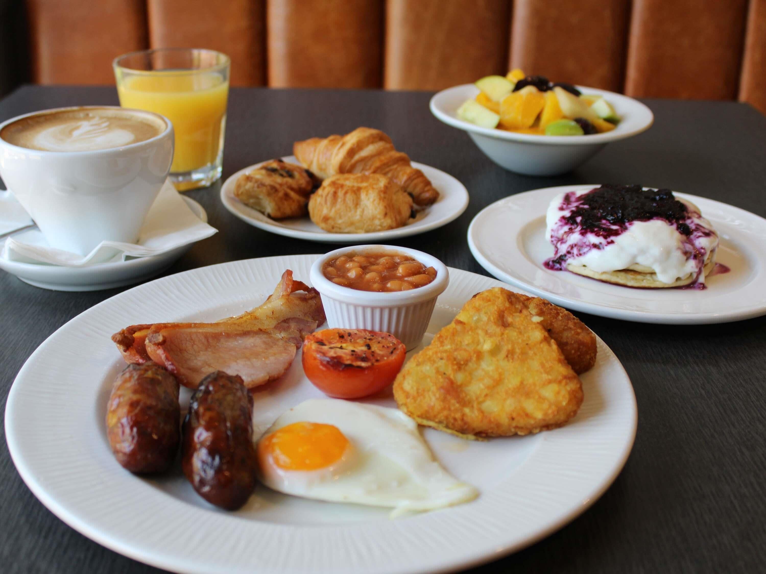 daily english breakfast (gbp 16.45 per person)