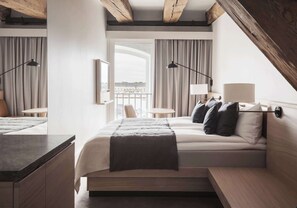1 bedroom, premium bedding, pillowtop beds, minibar