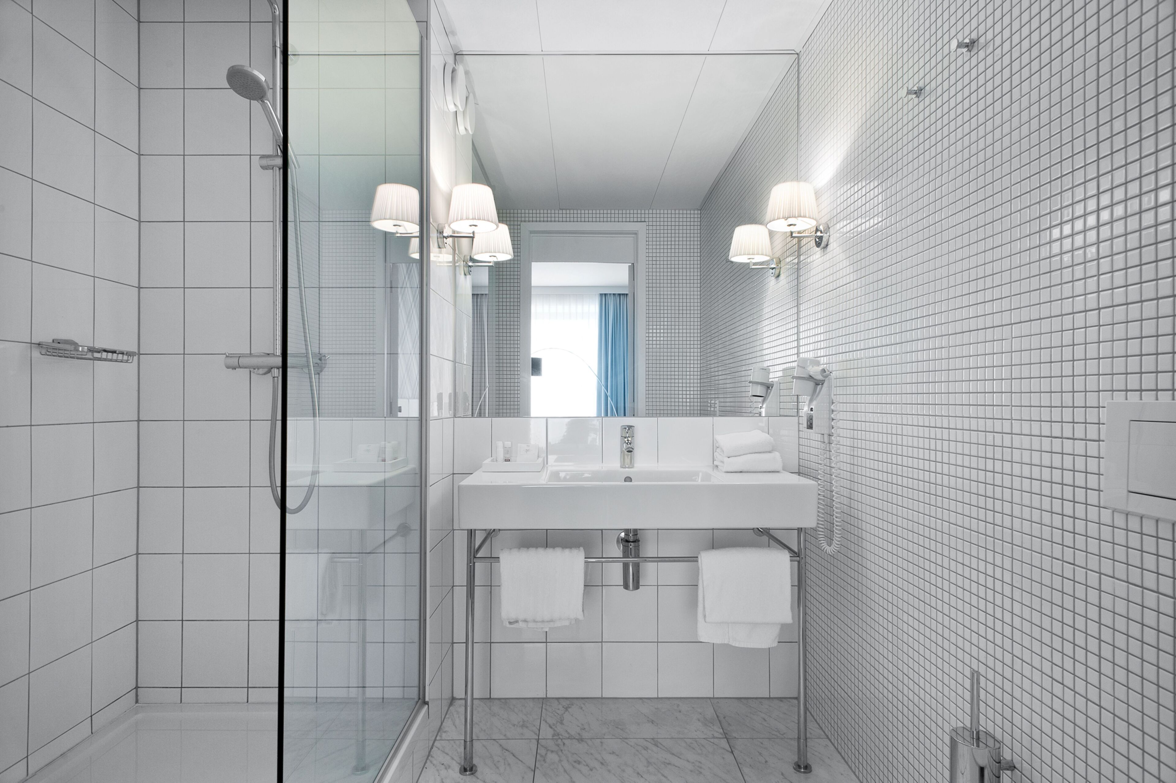 deluxe room, 1 double bed with sofa bed, ensuite | bathroom | eco-friendly toiletries, hair dryer, towels, soap