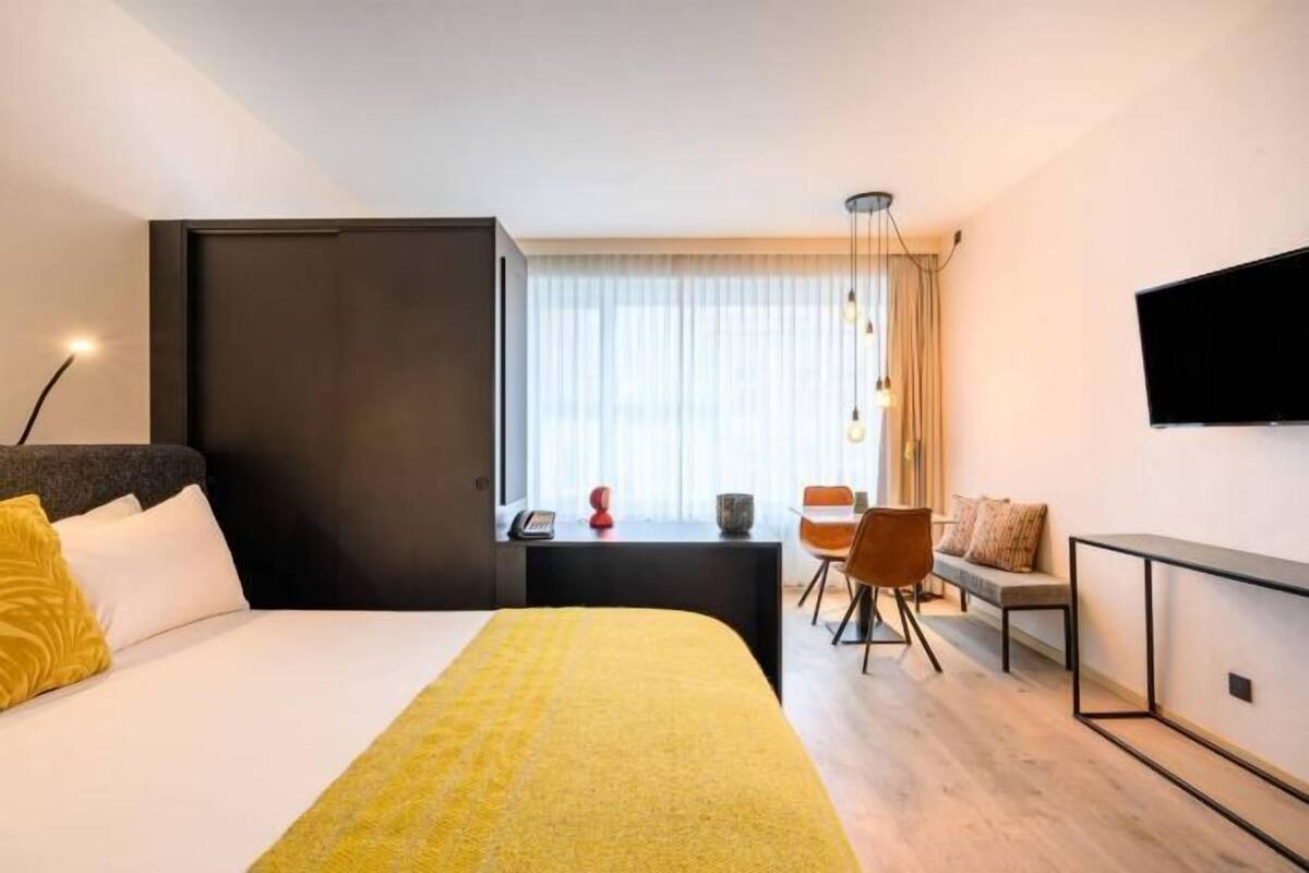 In-room safe, blackout drapes, iron/ironing board, WiFi (free)
