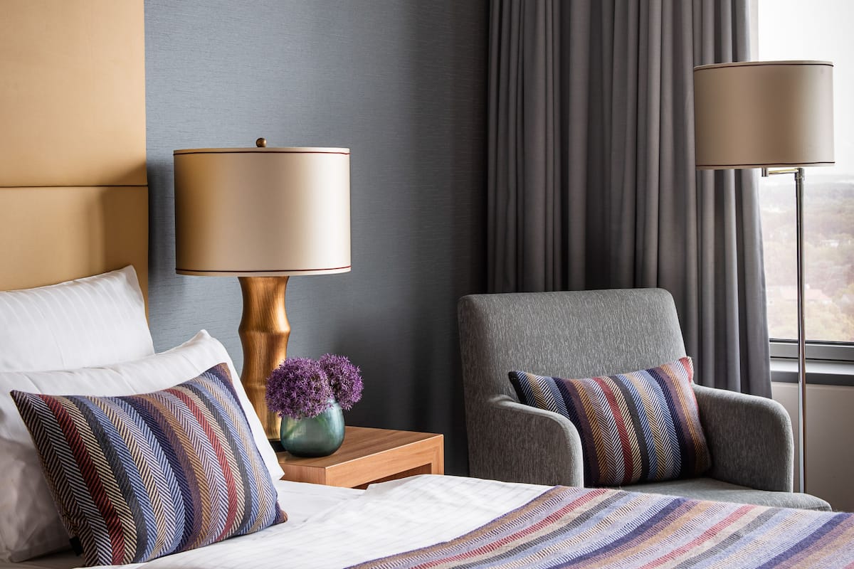 comfort room | 1 bedroom, premium bedding, select comfort beds, in-room safe