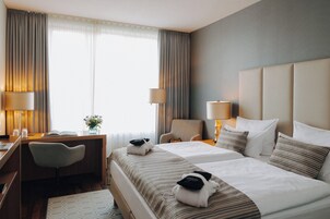 Premium-herbergi | Rúmföt af bestu gerð, rúm með Select Comfort dýnum, míníbar