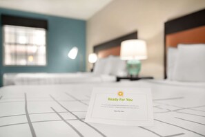 Deluxe Room, 2 Double Beds, Non Smoking