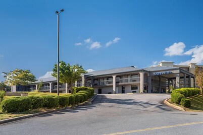 Days Inn by Wyndham Anderson