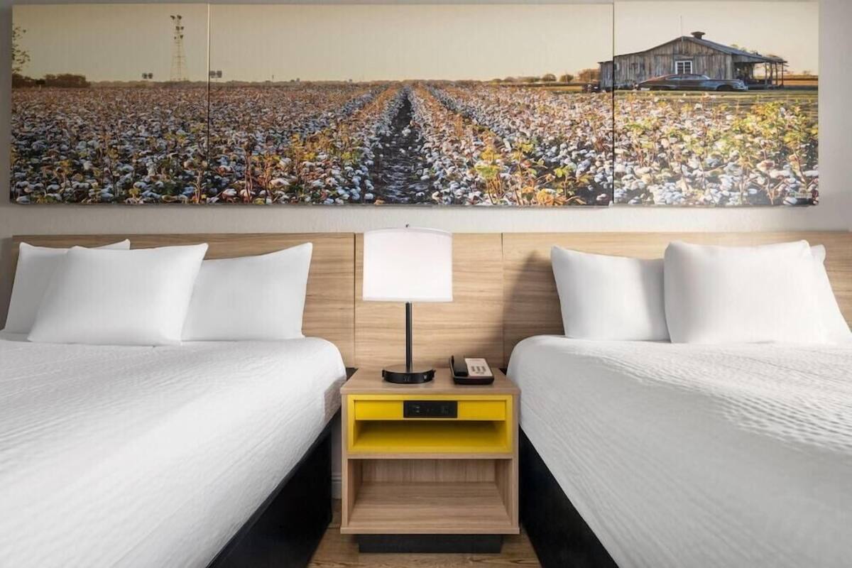 Premium bedding, pillowtop beds, in-room safe, desk