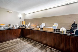 Gratis frukostbuffé varje dag 