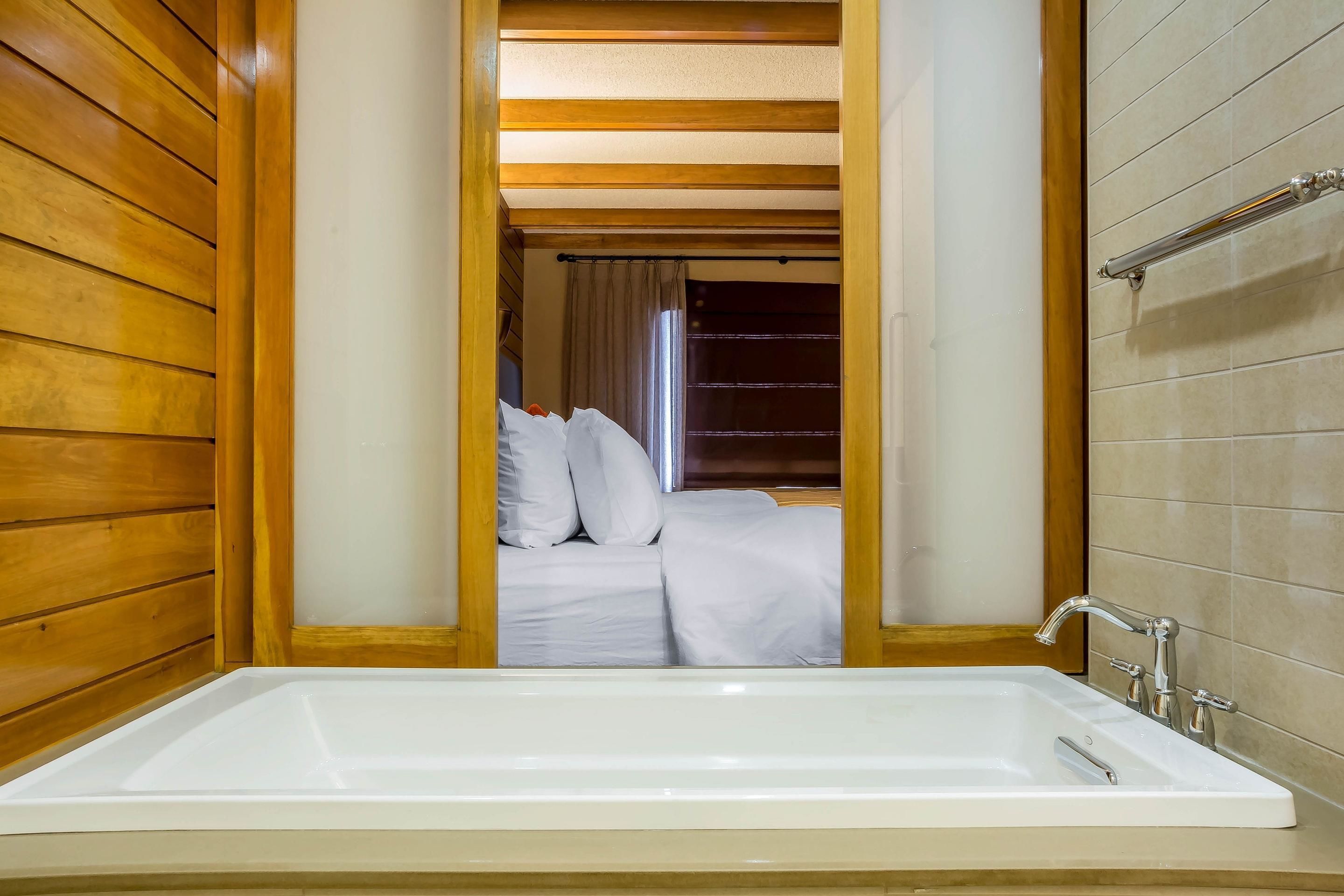 desk, laptop workspace, iron/ironing board, free wifi