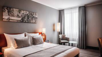 Comfort-huone | Tallelokero huoneessa, työpöytä, ilmaiset vauvansängyt, ilmainen Wi-Fi