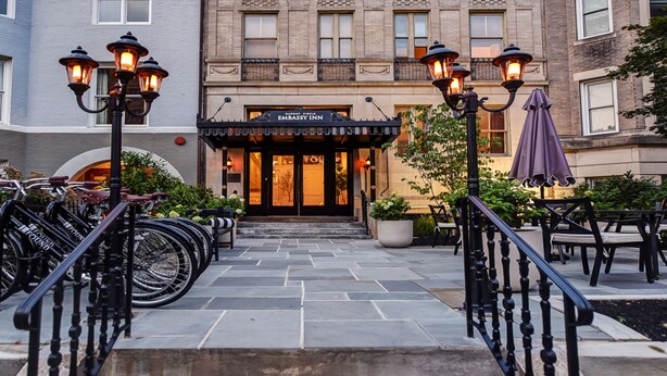 Front of property - evening/night - Dupont Circle Embassy Inn by FOUND (Washington)