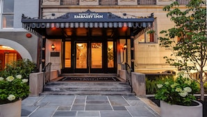Interior detail - Dupont Circle Embassy Inn by FOUND (Washington)