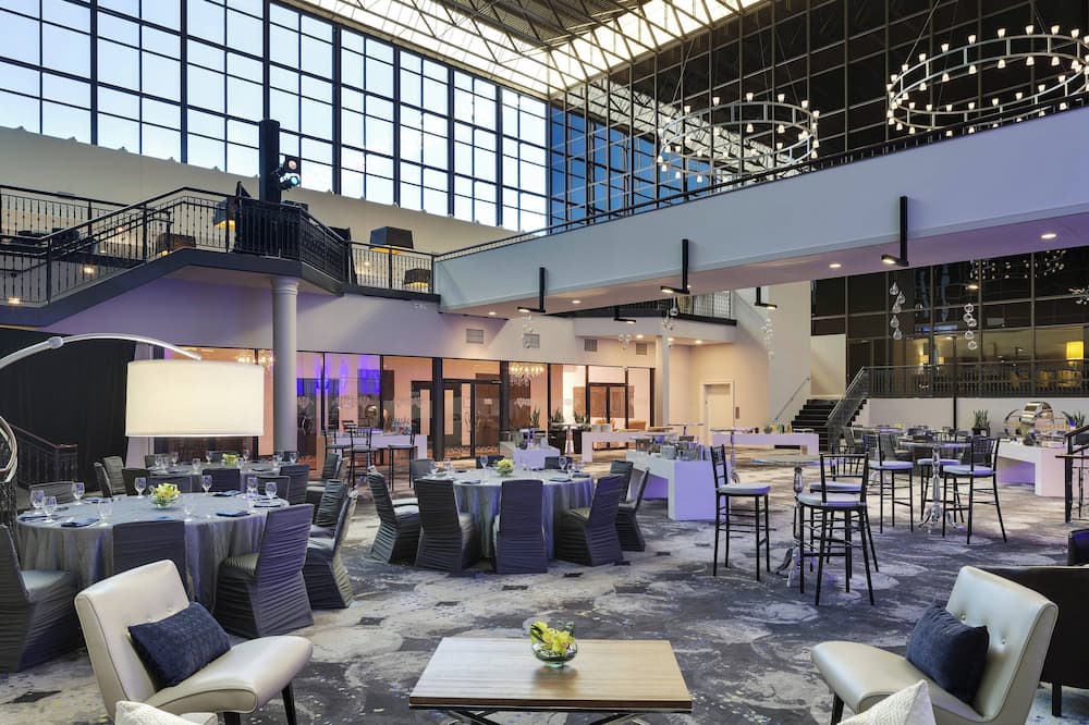 Sheraton Bloomington Hotel