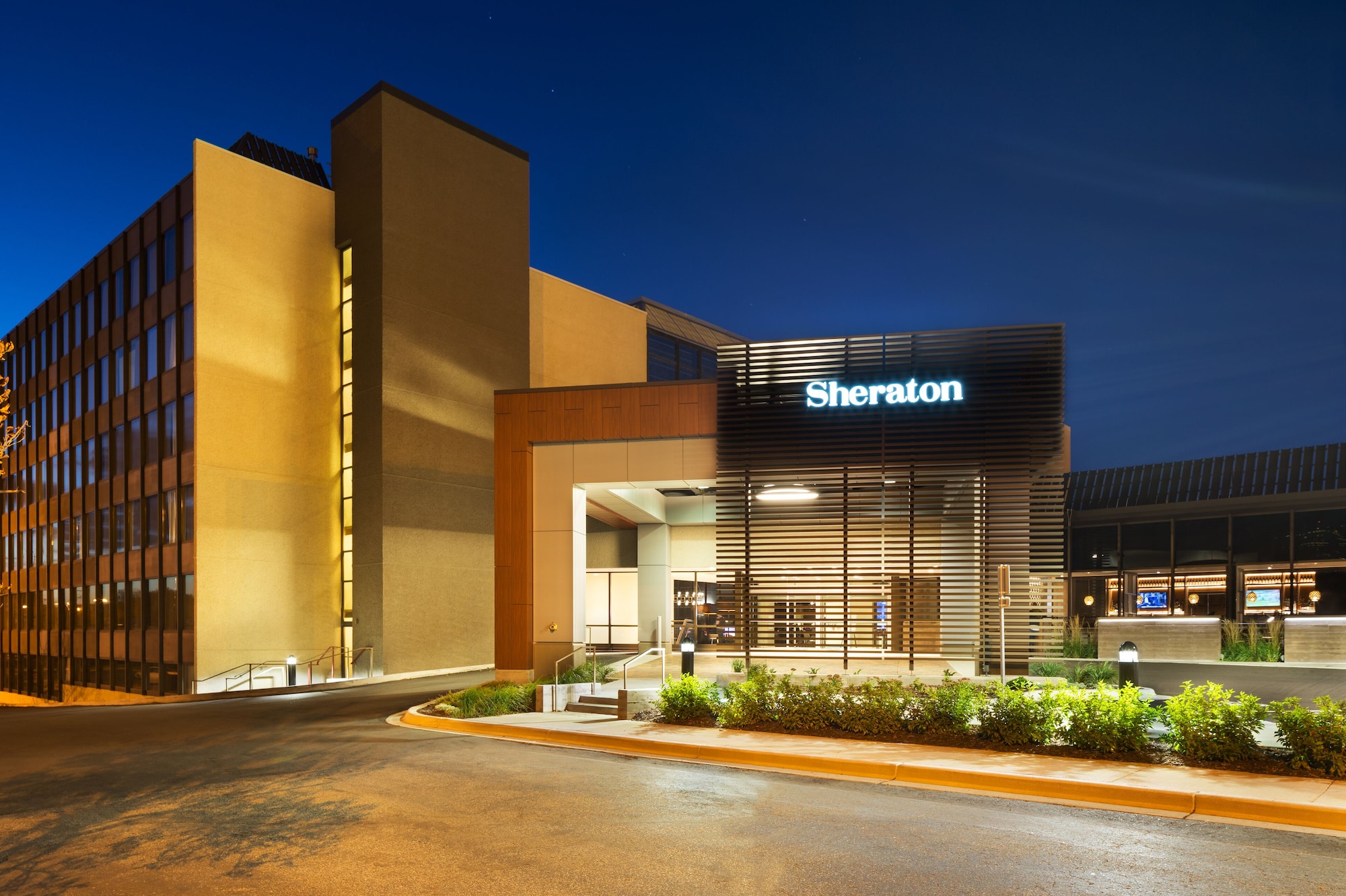 4 Star Hotels