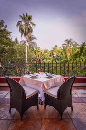 3 间餐厅，供应早餐