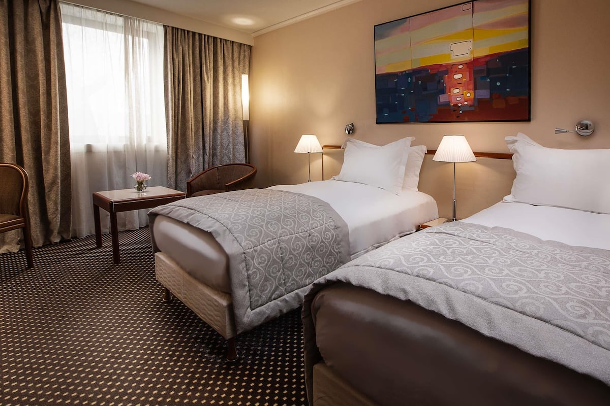 Premium bedding, minibar, in-room safe, desk