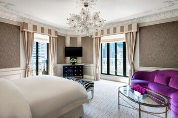 Hypo-allergenic bedding, pillowtop beds, in-room safe, desk at The St. Regis New York