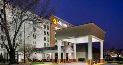 La Quinta Inn & Suites by Wyndham DC Metro Capital Beltway