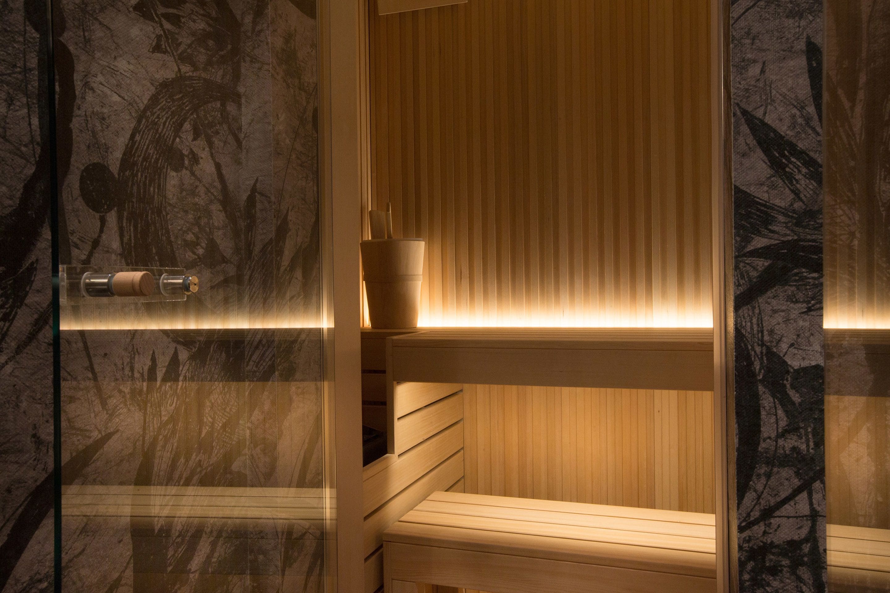 exclusive room (wellness) | bathroom amenities | eco-friendly toiletries, hair dryer, bathrobes, slippers