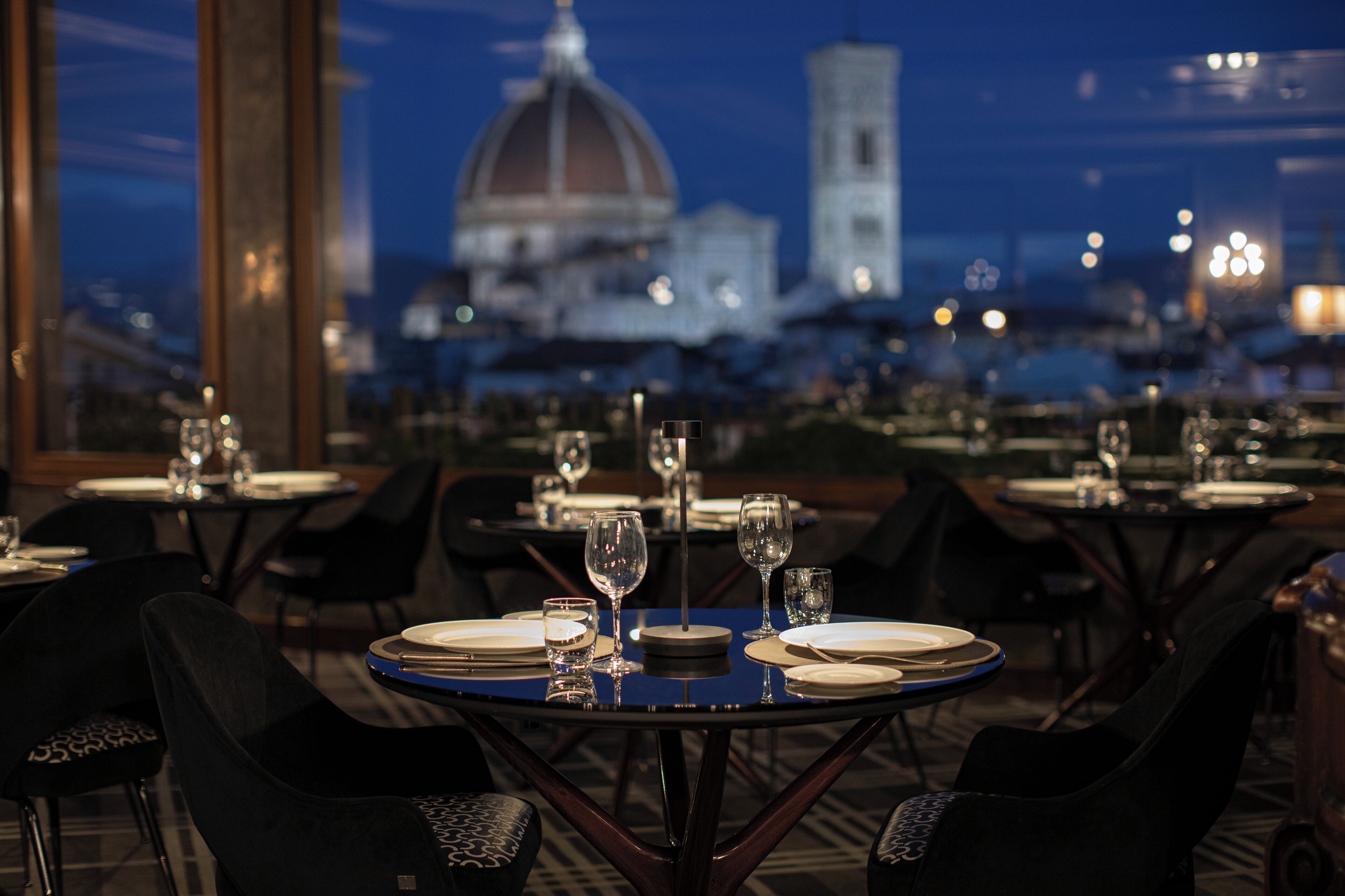 Se sirven desayunos, comidas y cenas 