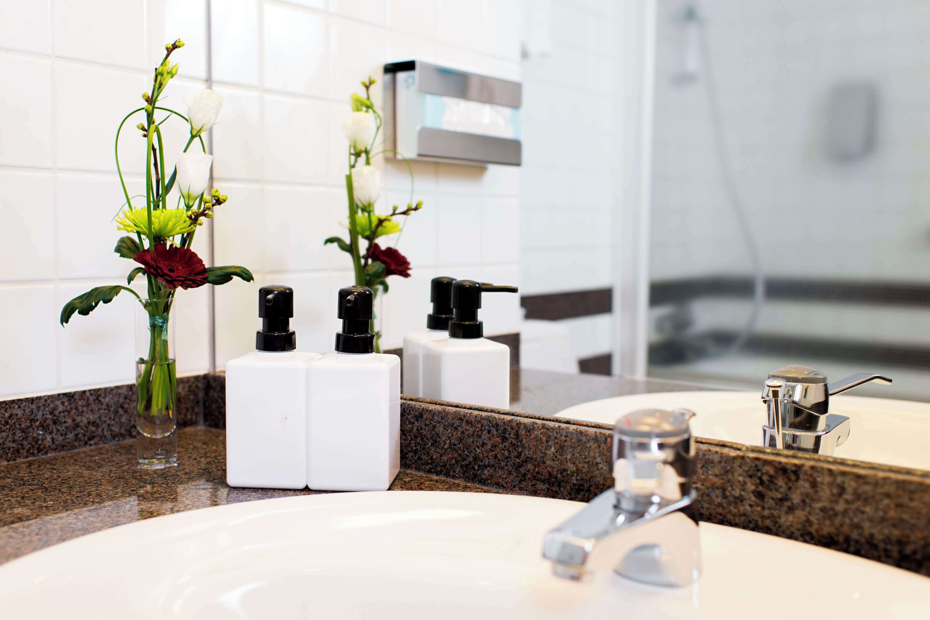 desk, soundproofing, iron/ironing board, free wifi