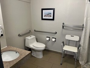 Artículos de tocador gratuitos, secador de pelo, toallas, jabón