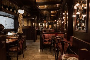 Bar (on property) - Bellevue Rheinhotel (Boppard)